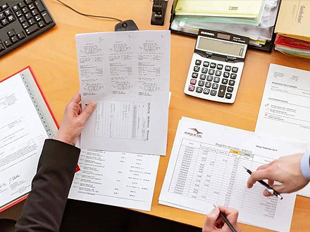 新加坡公司审计